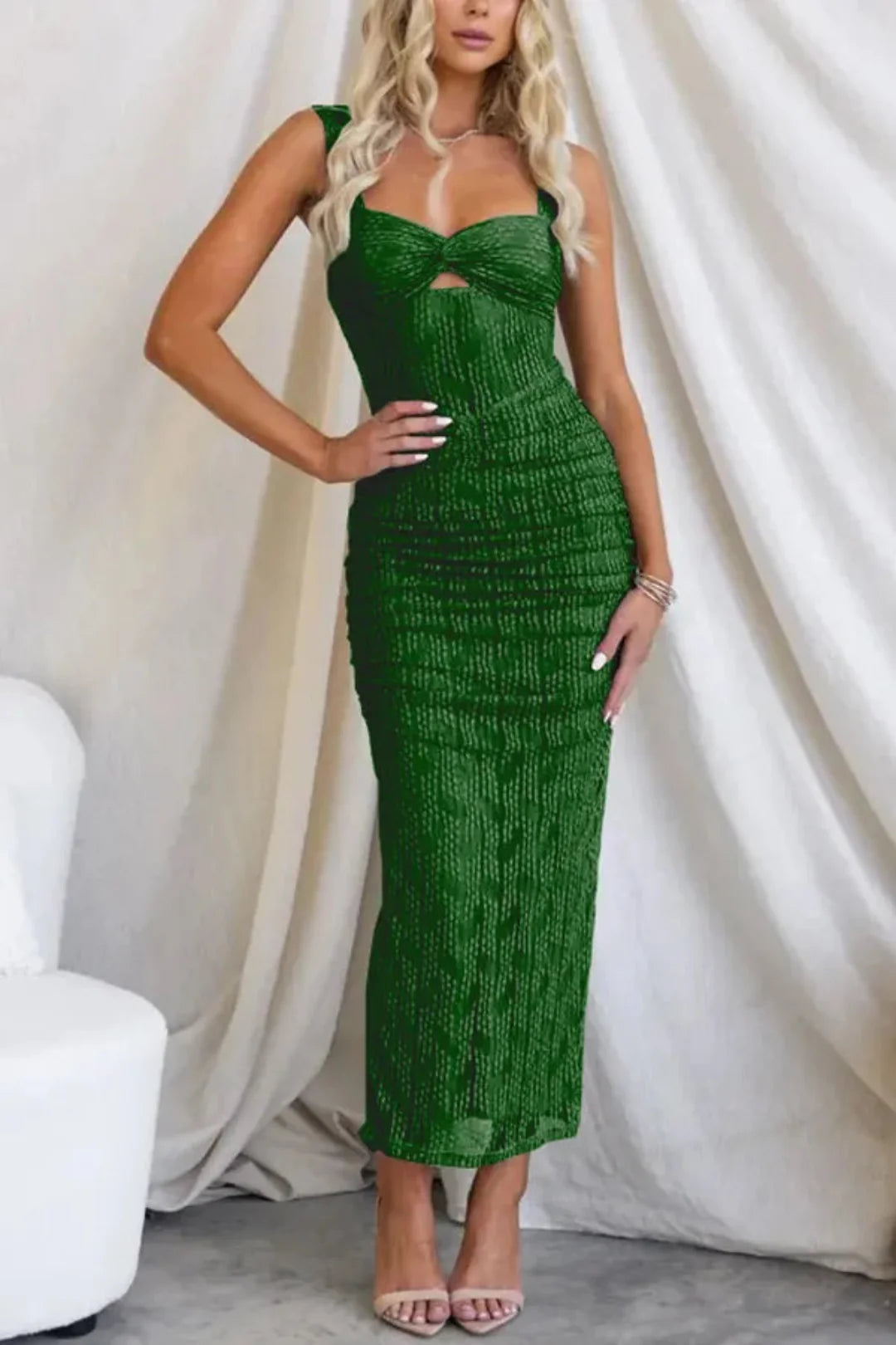 Cattaleya - Maxi vestido de malla fruncida para realzar la figura