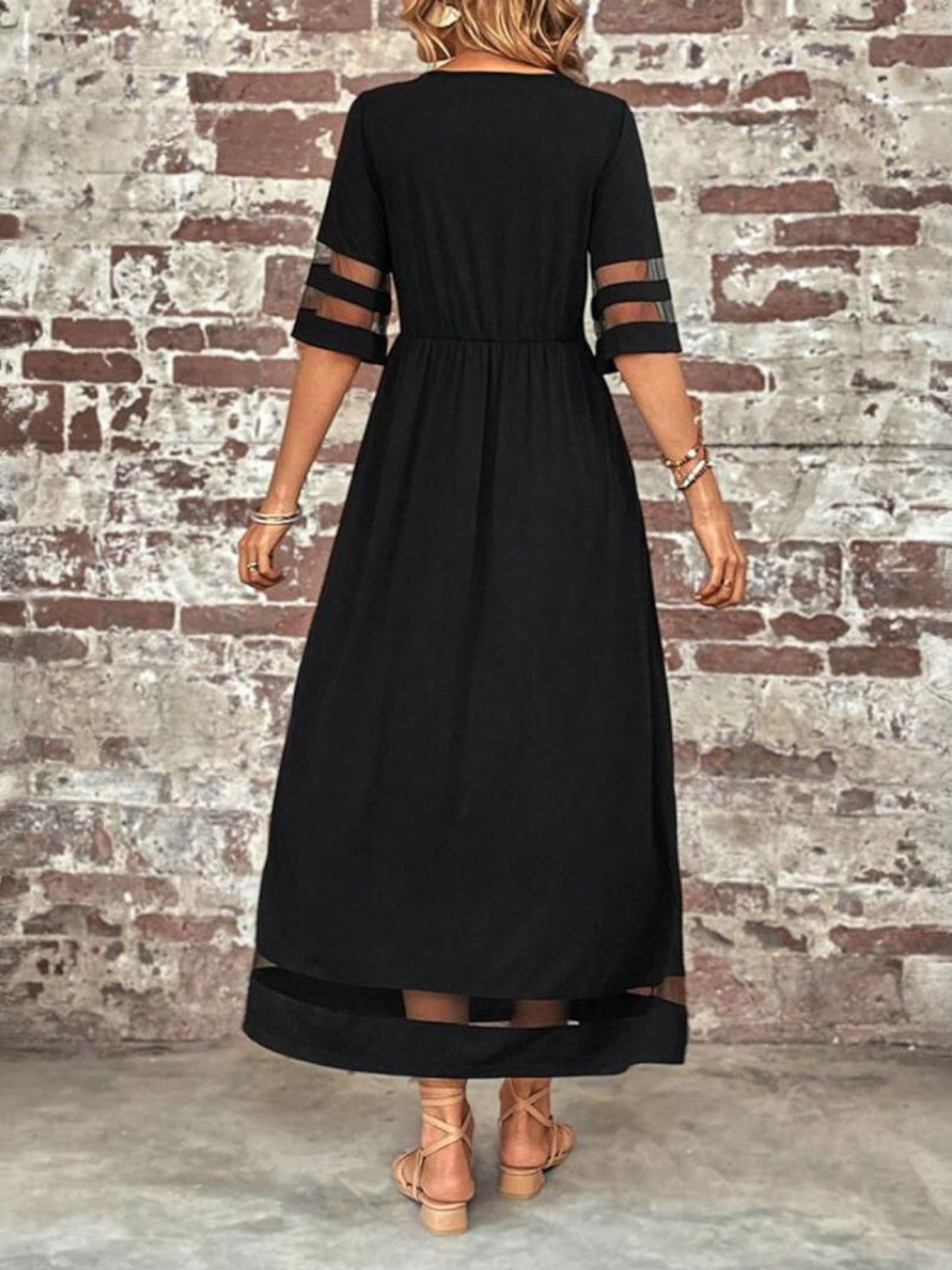 Esmeralda - Vestido elegante con cobertura favorecedora para el vientre