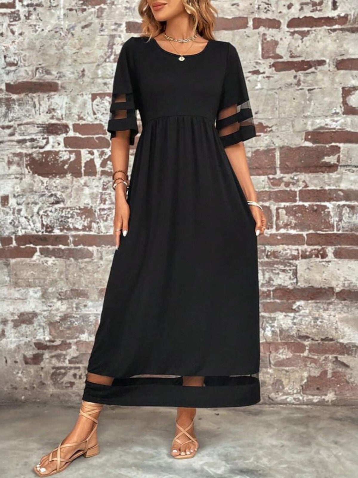 Esmeralda - Vestido elegante con cobertura favorecedora para el vientre