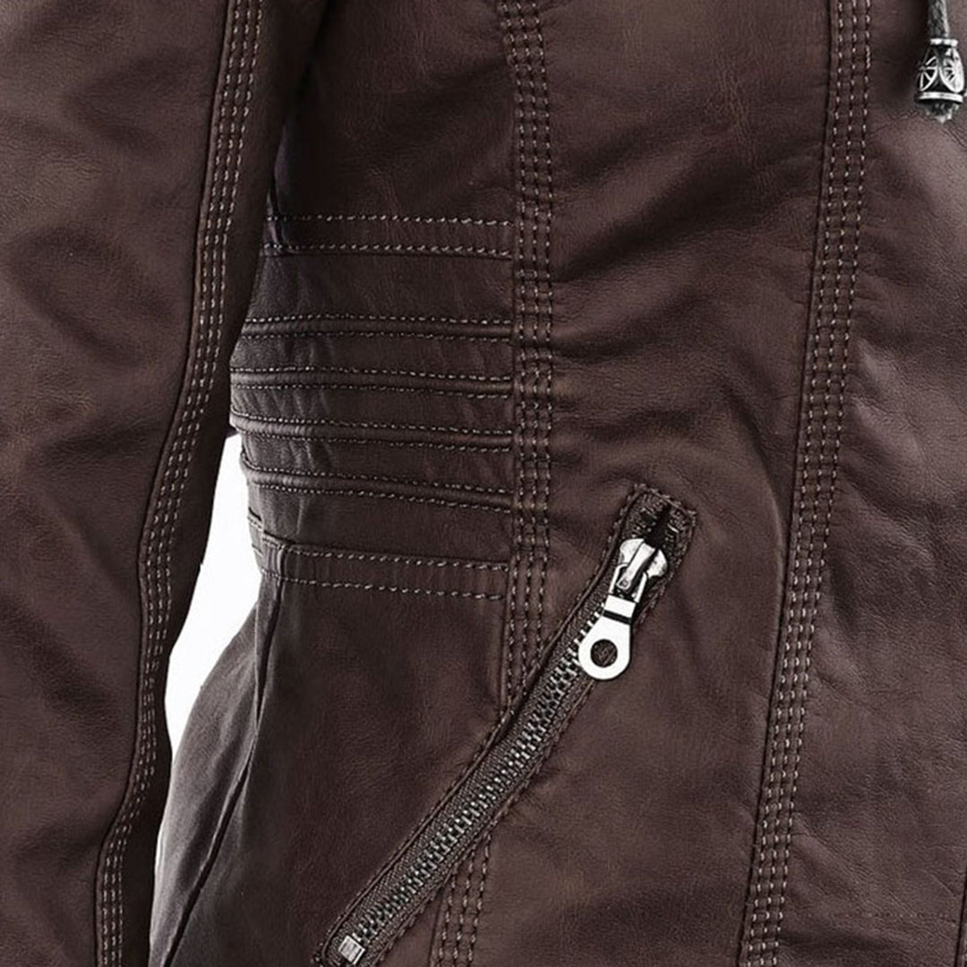 Ainoa | Chaqueta moderna con capucha