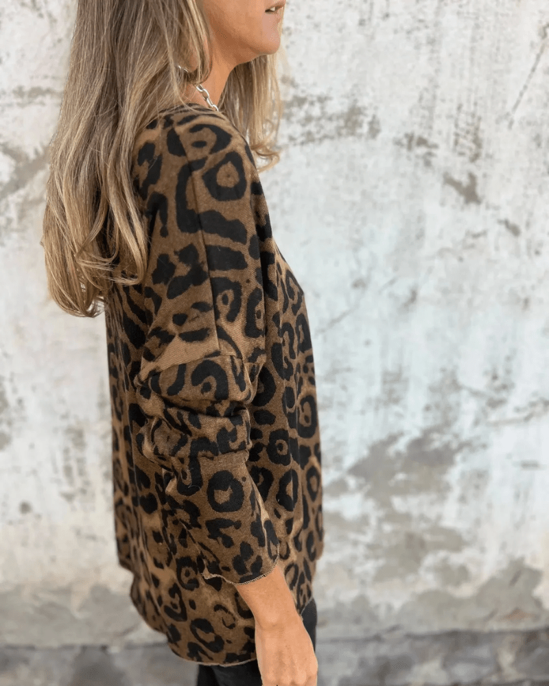 Ágata | Top informal de mujer con estampado de leopardo