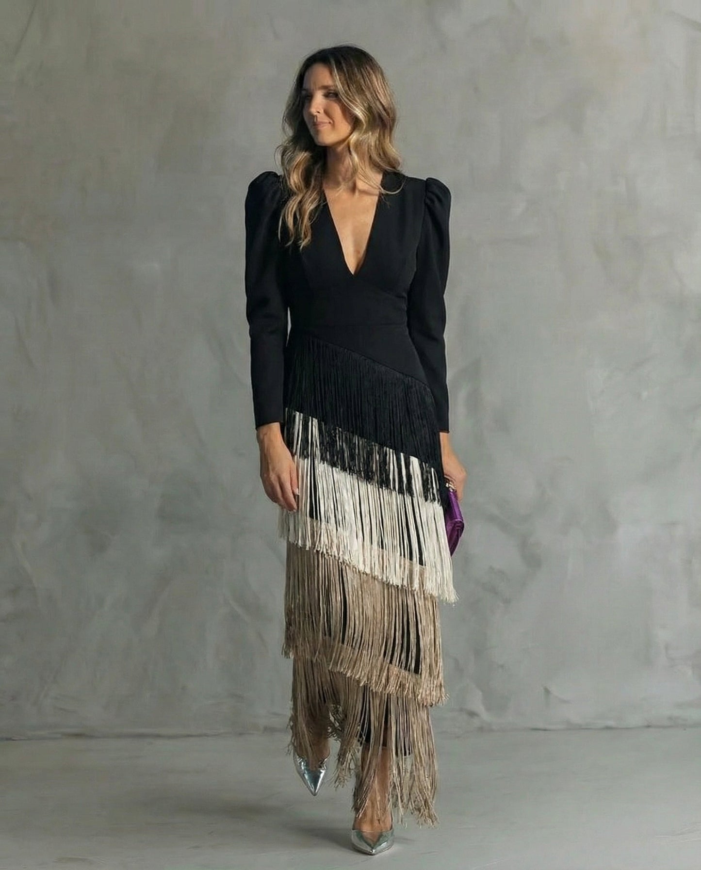Triana · Vestido elegante con mangas de flecos