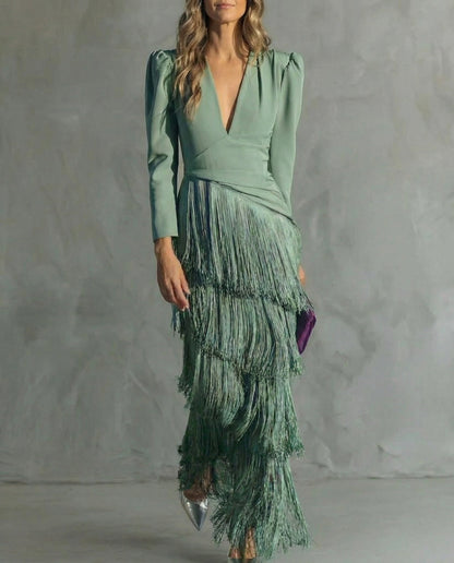 Triana · Vestido elegante con mangas de flecos