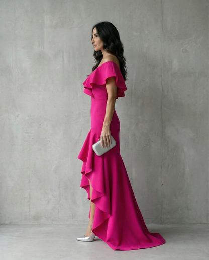 Abril · Vestido elegante con volantes y escote en V